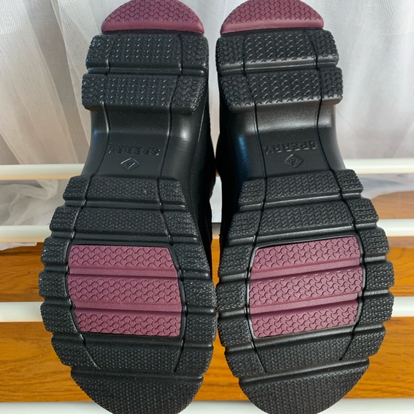 Sperry Women's Duck Float Zip
SeaCycled Boots (NEW) - Picture 12 of 12